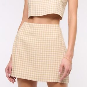 A&F Scarlett Curve Love Linen-Blend Mini Skort